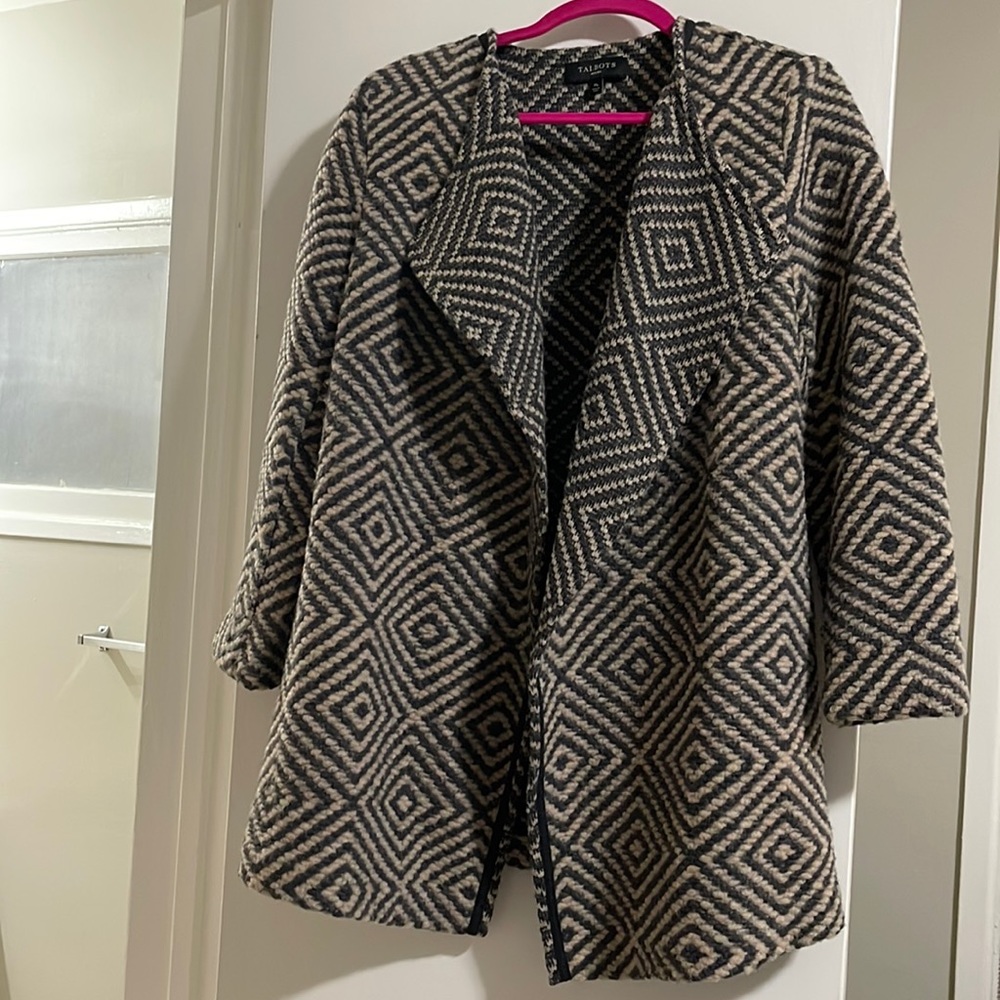 Cozy pattern sweater coat